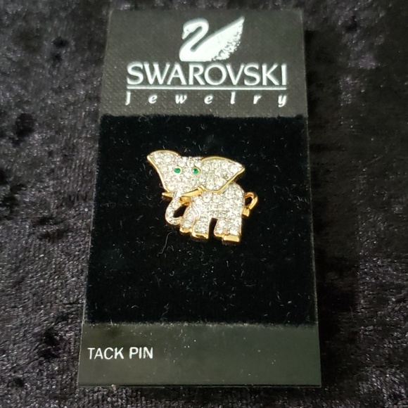 Swarovski Jewelry - Swarovski Elephant Tack Pin